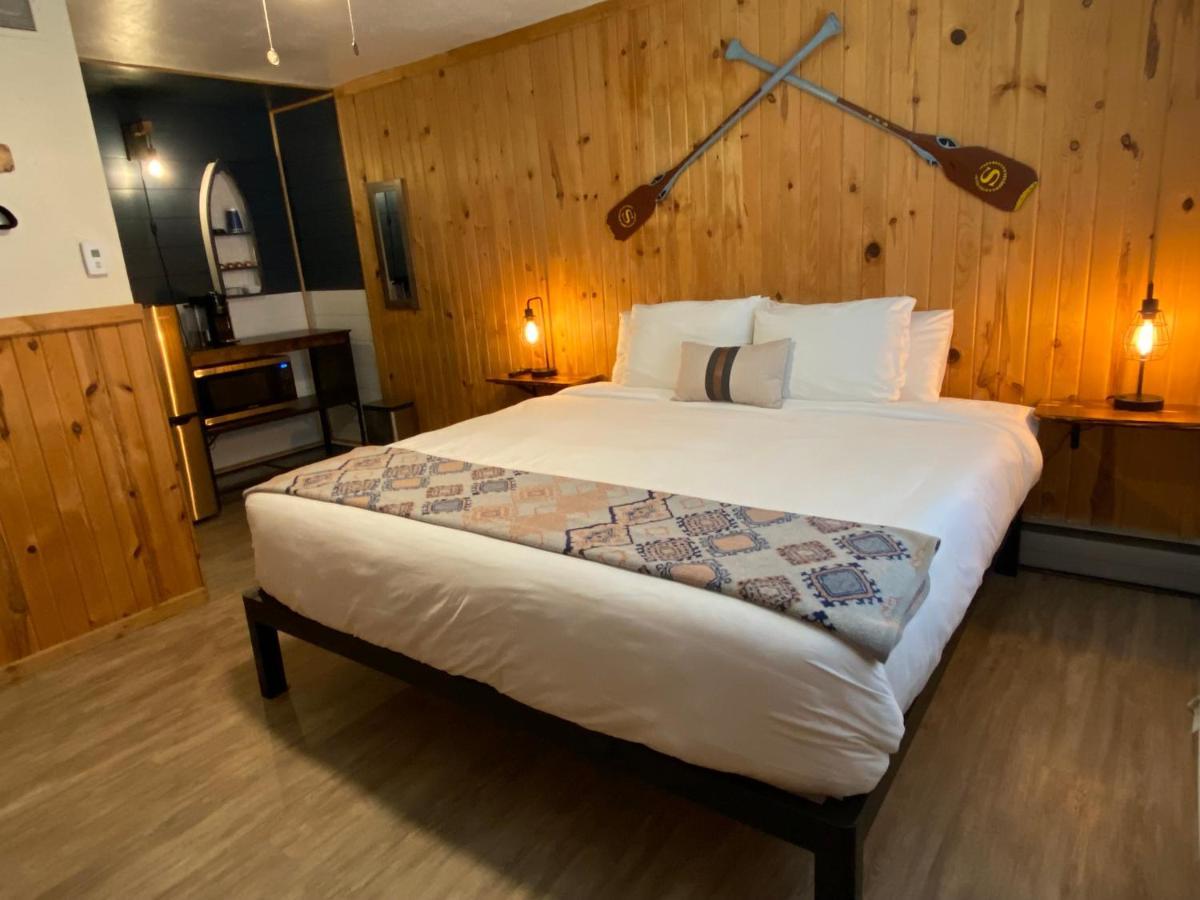 Columbia Point Resort Kettle Falls Exterior foto